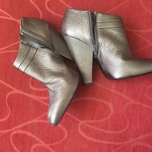 Seven for all man kind ankle boots size 7